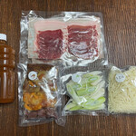 柚木元 - 信州の天然きのこ鍋（猪肉）19,800円（税込）