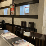 紅花別館 - 内観(テーブル席)