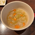 Nihombashi Nikutomo - おかわり自由のスープ
