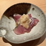 鮨 さかい - やいと鰹わら焼き＋ぽん酢＋辛味だいこん