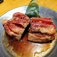焼肉トラジ 京橋店 - Dカットカルビ、Dカットハラミ
