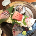 うまい寿司と魚料理 魚王KUNI - お刺身5種盛合わせ