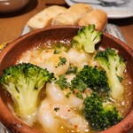 Italian Kitchen VANSAN - 海老とブロッコリーのアヒージョ