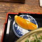 津田園本店 - デザートのオレンジ