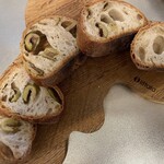 ダヴィッド パン - オリーブのパン　断面