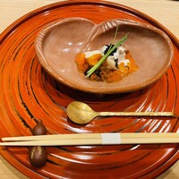 馬車道 大かわ - 前菜: 牡蠣　柿　白子　キャビア