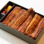 The eel Bento (boxed lunch) is