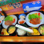 お食事処 河童 - ２人の日替わりワンコインランチ・豚肉ロース黒胡椒焼き定食　５００円（税込）【２０２２年１１月】