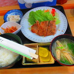 お食事処 河童 - 日替わりワンコインランチ・豚肉ロース黒胡椒焼き定食　５００円（税込）【２０２２年１１月】