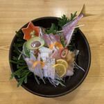 かもめ食堂 - 刺し身の盛合せ