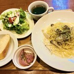 Today's fresh pasta lunch [salad, soup, 2 baguettes, appetizer, fresh pasta]