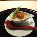 梶川 - 桜海老の衣の鯛の白子、シシトウ、春茄子