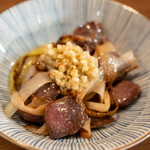 十割蕎麦 鴨料理 ならや - 2022.11 鴨砂肝焼き（900円）