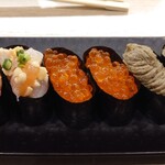 Kyuushuuzushi Sushitora Aburi Sushi Tora - 海鮮納豆198円いくら396円かにみそ352円