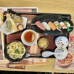 和食レストランとんでん - 料理写真:いろどり膳