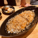 O Hatsu Tenjin Honjin - 日替わり鶏豚煮込みハンバーグ