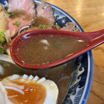 拉麺 えぼし - 香ばしい煮干しが効いたスープ。