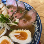 拉麺 えぼし - こちらは「ローストチャーシュー」
