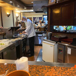 串揚げちょうすけ - 揚げ方は大将ひとり