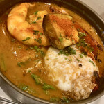 CURRY CLUB キュイエール - 【’22.8】鶏もも肉・海老・揚たまごのマレンゴ風カレーのルゥ