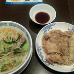 バーミヤン - 野菜たっぷりタンメンと台湾大からあげ炒飯(各単品)