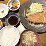 奈加野 - 昼定食 週替りとんかつ 900円税込