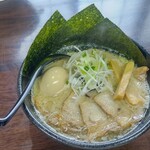 Tonkotsu Nudoruzu Tazaton - 特製豚骨ラーメン