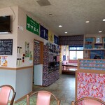 沖縄料理 美ら結 - 店内