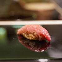 鮨 きよし - 大とろ：はがし