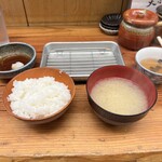 天ぷらすずき - ご飯・あさり汁