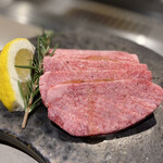 Rikihachi Seinikuten Chokuei Yakiniku Matsusaka Rikihachi - 