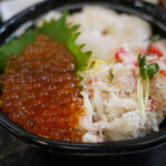 紋別漁師食堂 - 三色丼