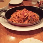 Bar＆Bistro 64 - 名物料理ナポリタン。