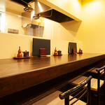 鰻はし本 - 1階カウンター席