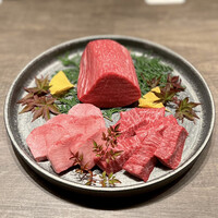 USHIGORO S. SHINJUKU - 本日のお肉