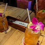 ALOHA TABLE - 