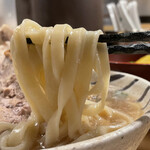 饗 くろ喜 - 旨味が麺に良く乗ります