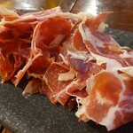 本格スペイン料理＆ステーキハウス　CASA DEL RIO - ハモンセラーノ