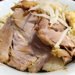 ラーメン二郎 - この日の豚