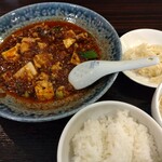 中華食堂 チリレンゲ - 麻婆豆腐定食　¥1,000(税込)