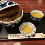 Yorotsupaken - ミックスカツ丼　エビ1  カツ2 ご飯並