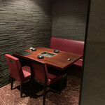 焔立つ肉寿司と牛タンタワー 肉処 双葉 三宮 - 