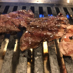 ホルモン焼肉酒場 牛ぎゅう - ハラミ