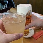 蕎麦と日本酒 八福寿家 - レモンサワーとビールで乾杯