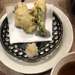 かき小屋 豊丸水産 - 牡蠣天ぷら