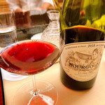 鮨 あらい - このブルゴーニュのピノノワが鮪に合う。穴子や煮蛤ともお友達