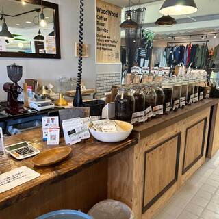 WoodWood Coffee Roast Service_2