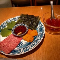 肉亭ふたご iki 新宿店 - 太田牛雲丹いくら大葉巻き