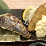 魚虎 - 2022.11.30  サワラの西京焼きとアジフライ