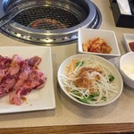 Yakiniku Juujuu Karubi - 